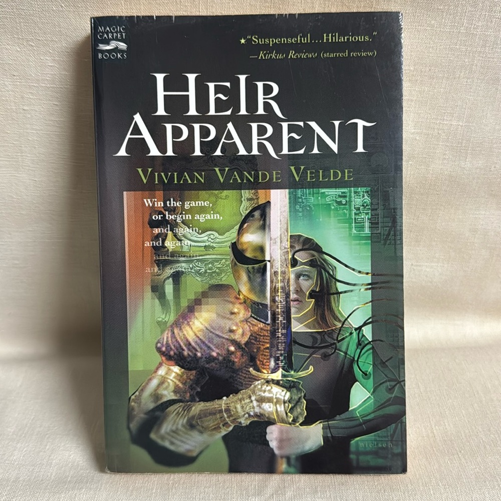 Heir Apparent by Vivian Vande Velde Pbk 1st Magic Carpet Edition 2004 VG